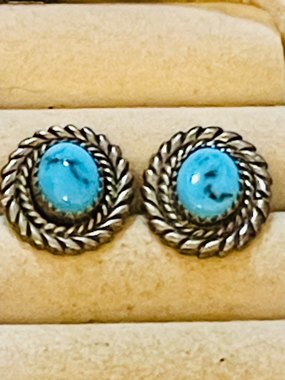 VTG Southwest Sterling silver Turquoise post earrings